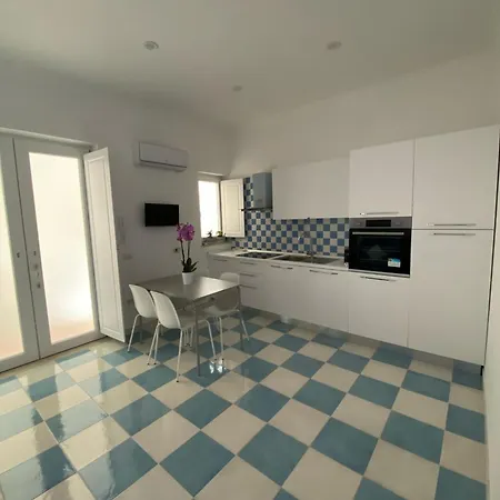 Mama' Apartment Capri