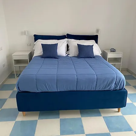 アパート Mama' *